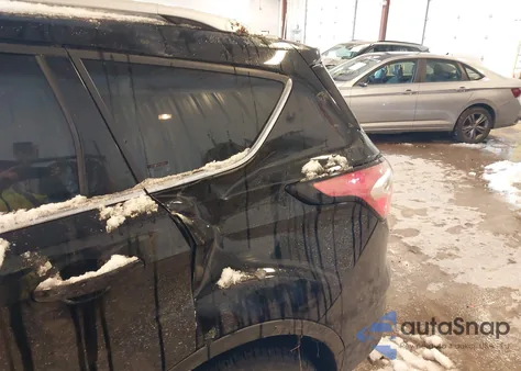 2017 Ford Escape Titanium из США, поврежденный, VIN 1FMCU9JD4HUD07498